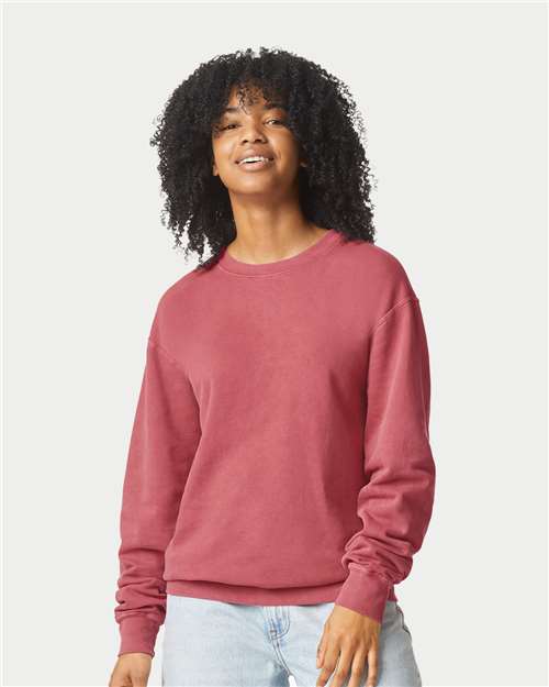 Comfort Colors Unisex Garment-Dyed Lightweight Crewneck Sweatshirt