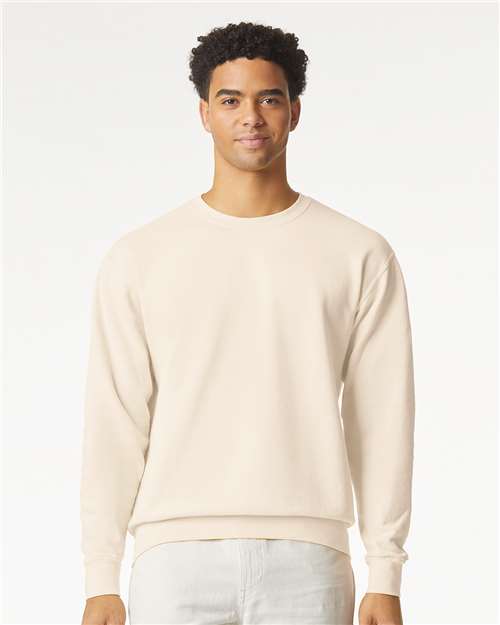 Comfort Colors Unisex Garment-Dyed Lightweight Crewneck Sweatshirt