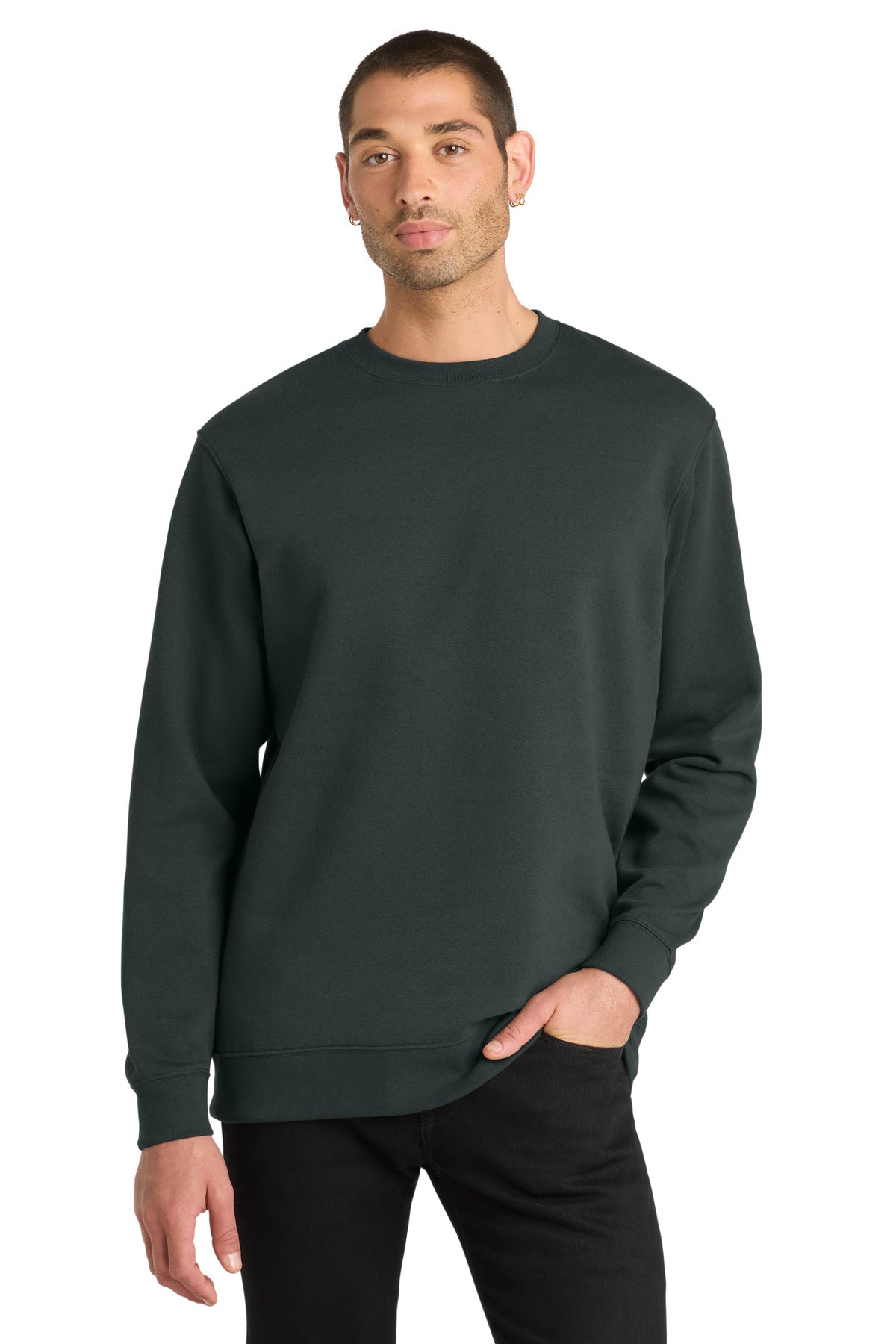 District V.I.T. Fleece Crew DT6104
